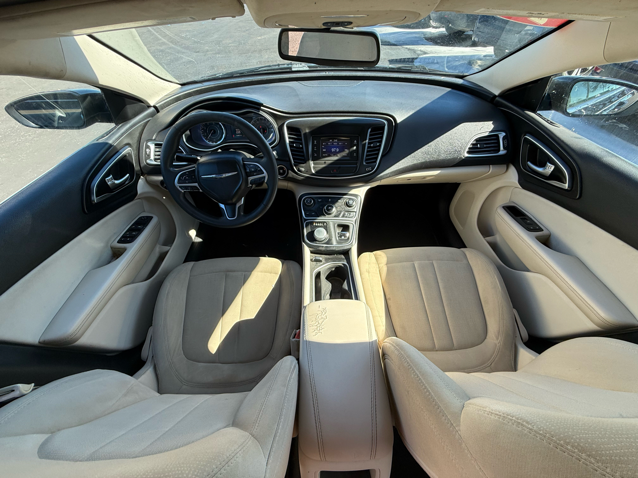 Chrysler 200 4dr Sdn Limited FWD 2015