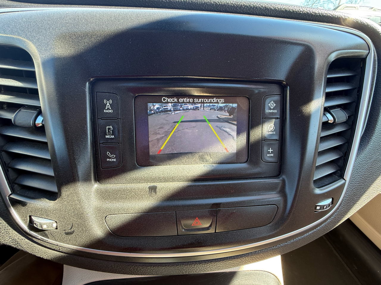 Chrysler 200 4dr Sdn Limited FWD 2015