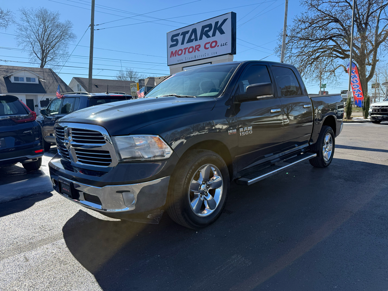RAM 1500 4WD Crew Cab 140.5" Big Horn 2013