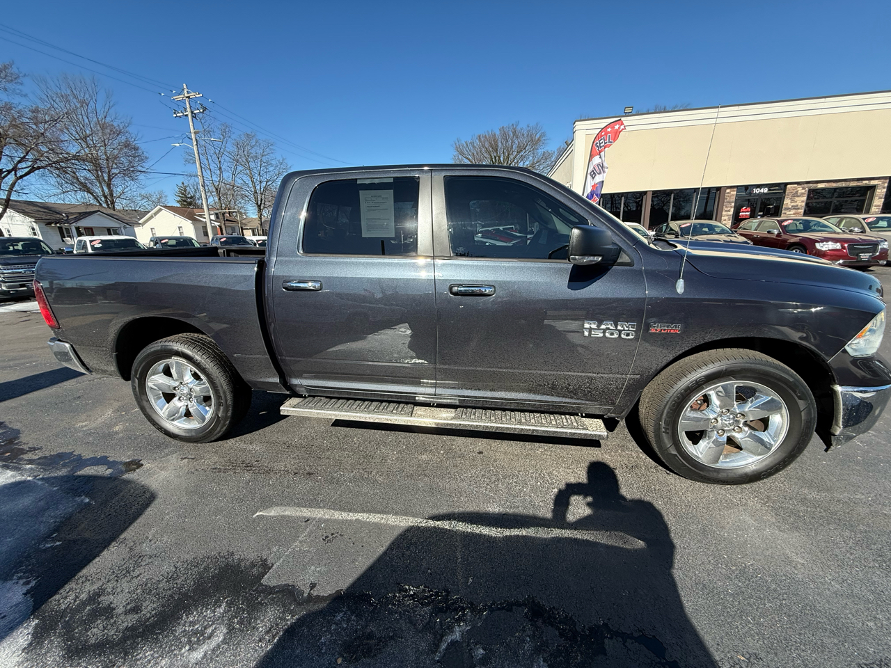 RAM 1500 4WD Crew Cab 140.5" Big Horn 2013