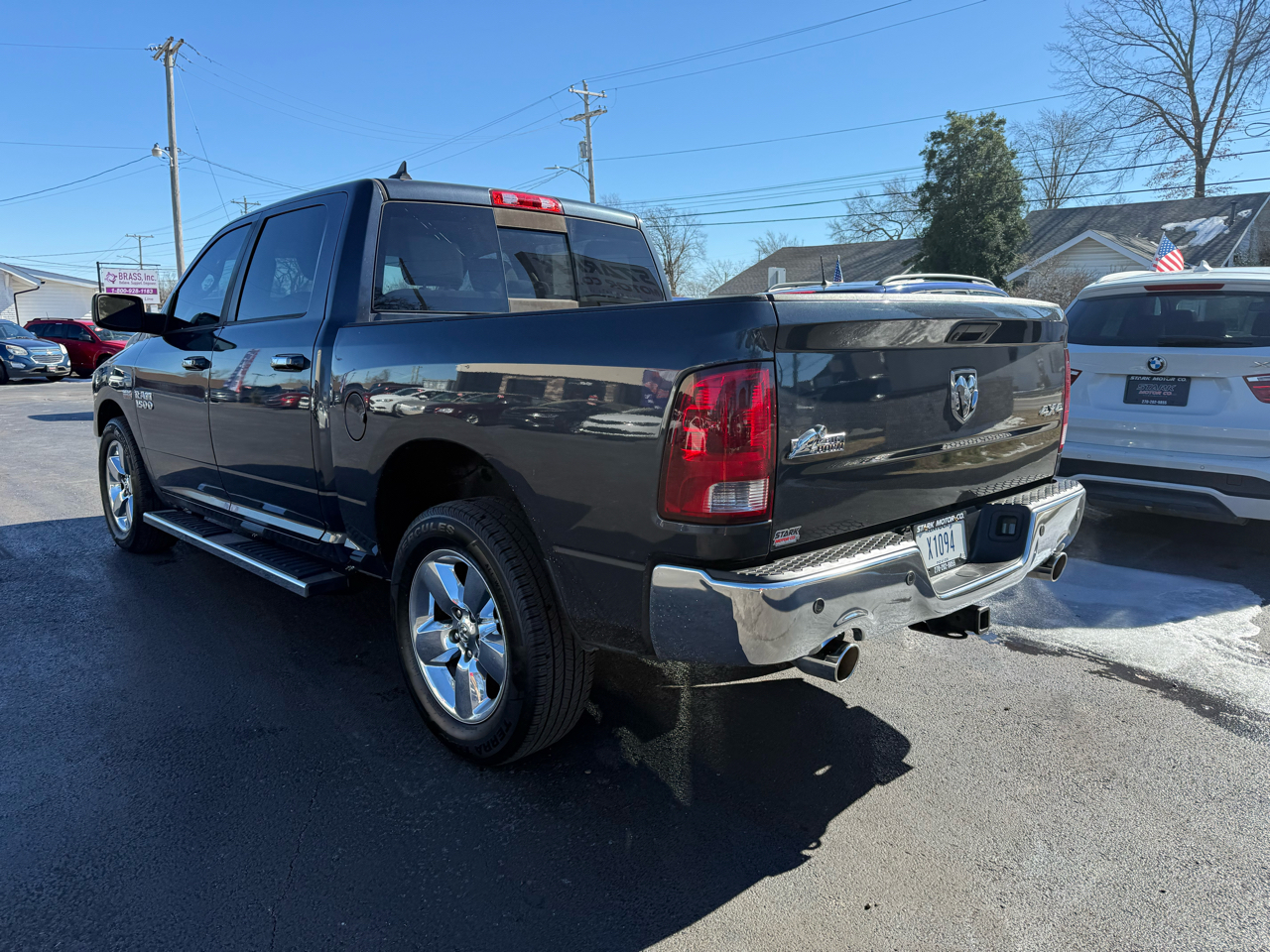RAM 1500 4WD Crew Cab 140.5" Big Horn 2013