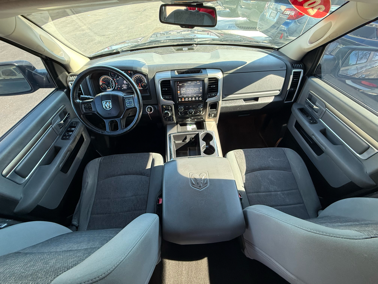 RAM 1500 4WD Crew Cab 140.5" Big Horn 2013