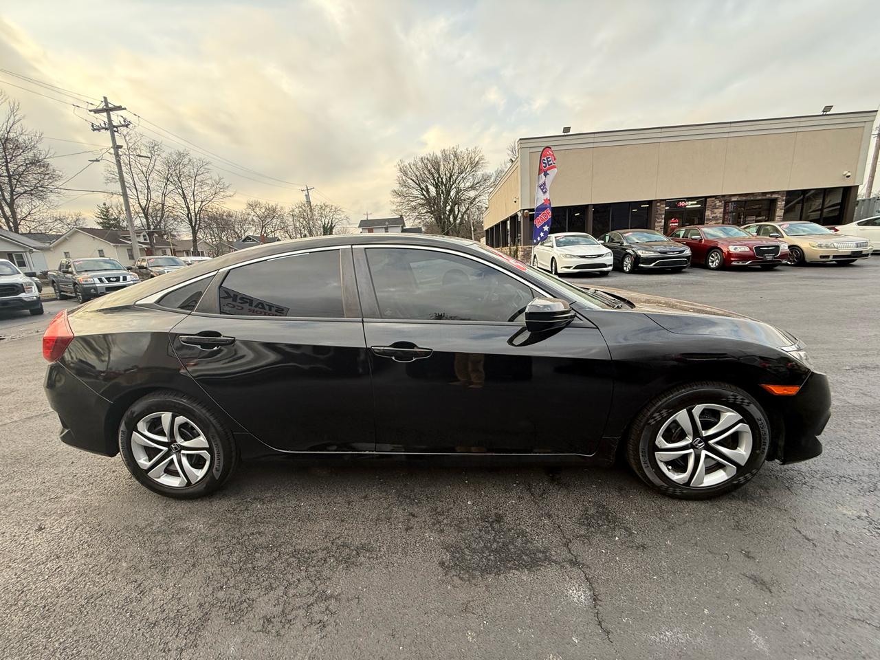 Honda Civic Sedan LX CVT 2018