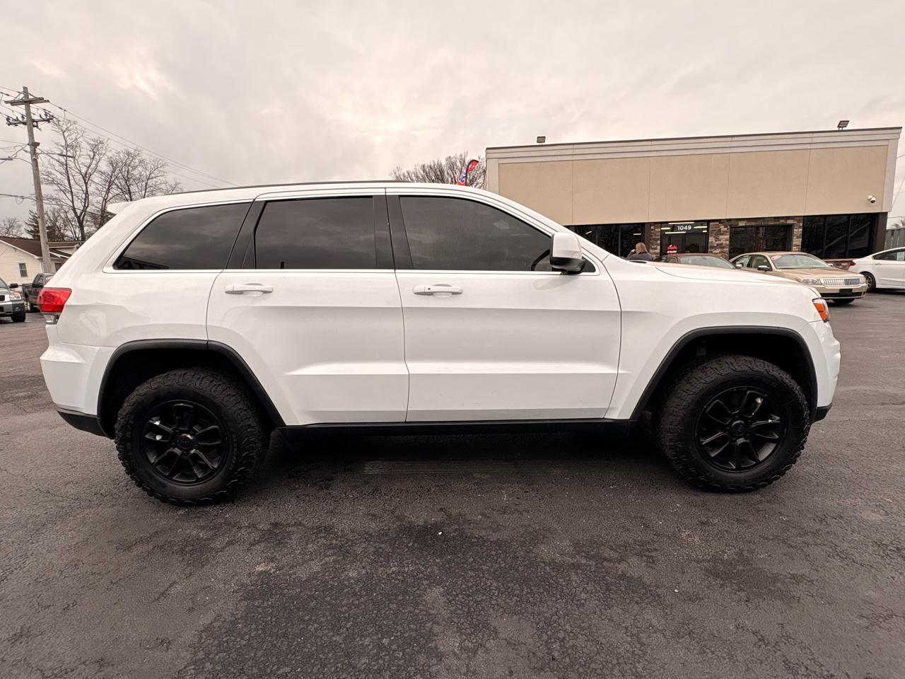 Jeep Grand Cherokee Laredo 4x2 2019