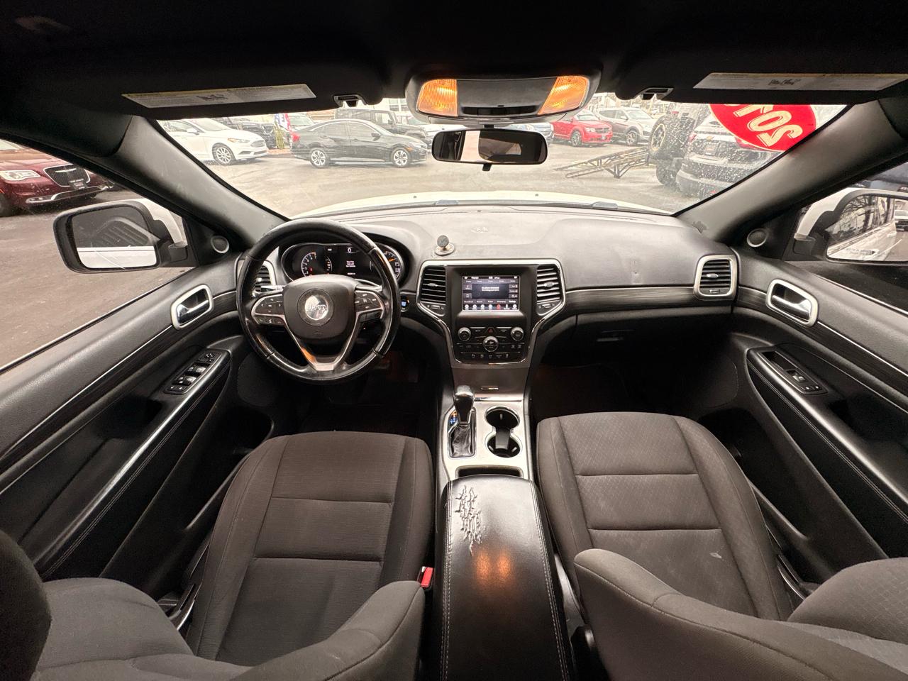 Jeep Grand Cherokee Laredo 4x2 2019