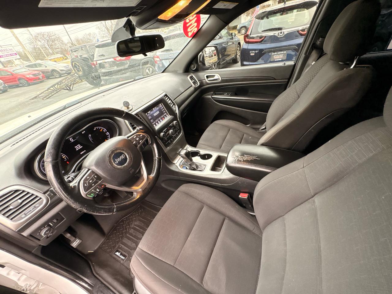 Jeep Grand Cherokee Laredo 4x2 2019