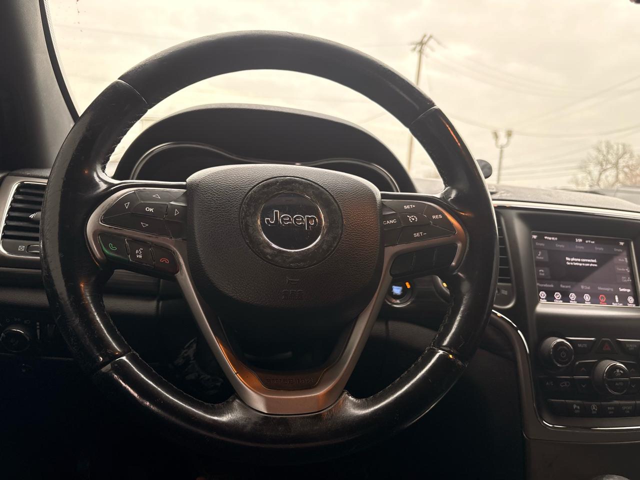 Jeep Grand Cherokee Laredo 4x2 2019