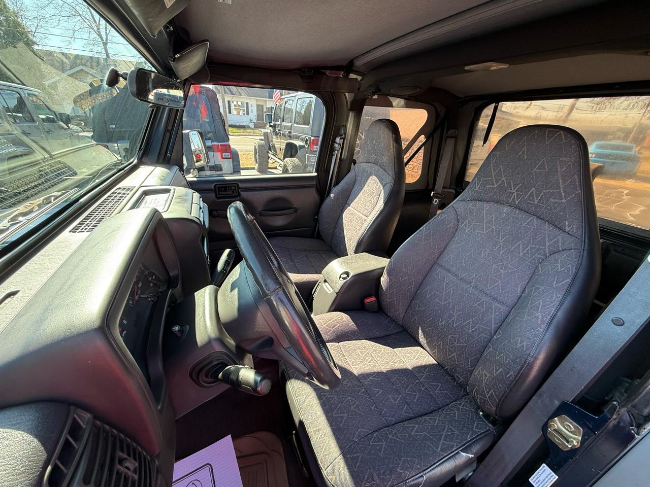 Jeep Wrangler 2dr X 2002