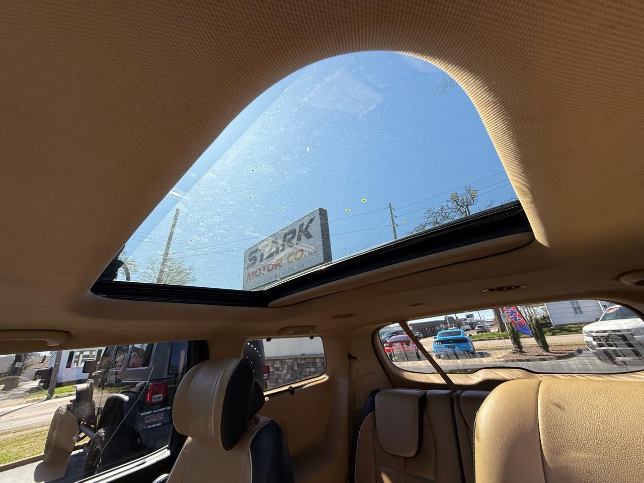 Kia Sedona 4dr Wgn SX-L 2015