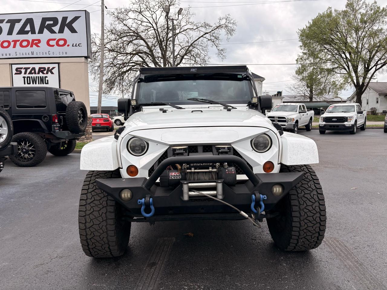 Jeep Wrangler Unlimited 4WD 4dr Sahara 2013