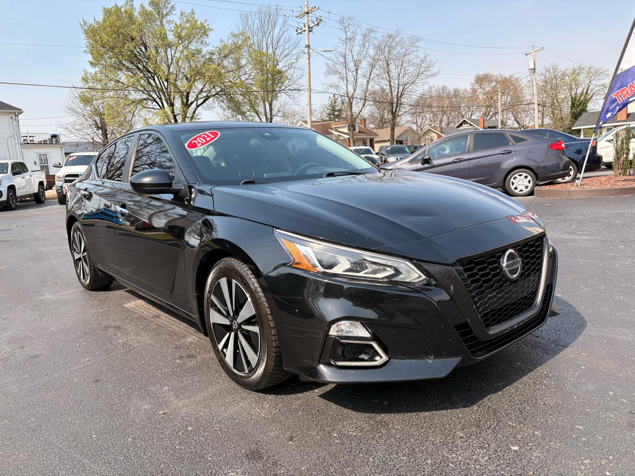 Nissan Altima 2.5 SV Sedan 2021