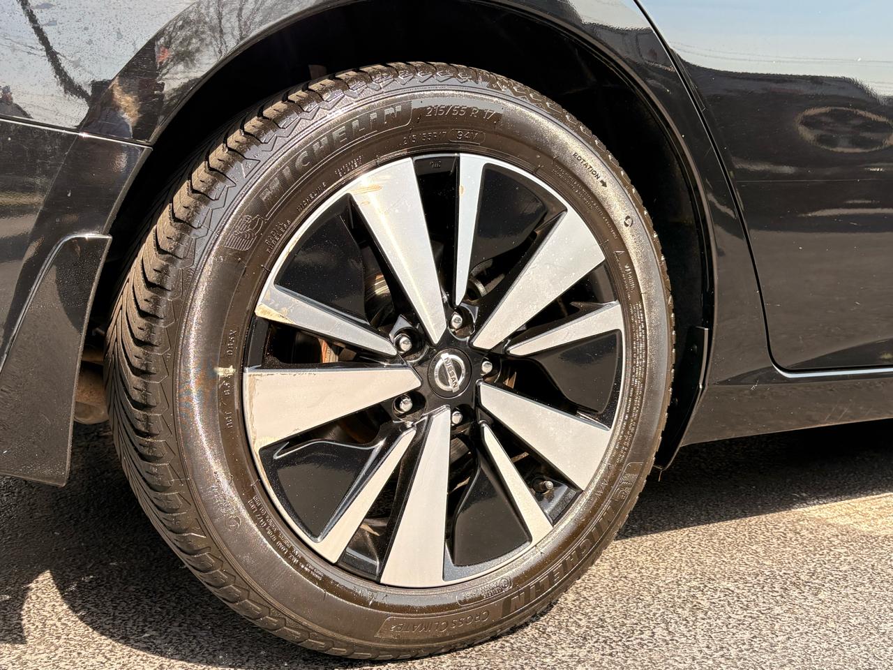 Nissan Altima 2.5 SV Sedan 2021