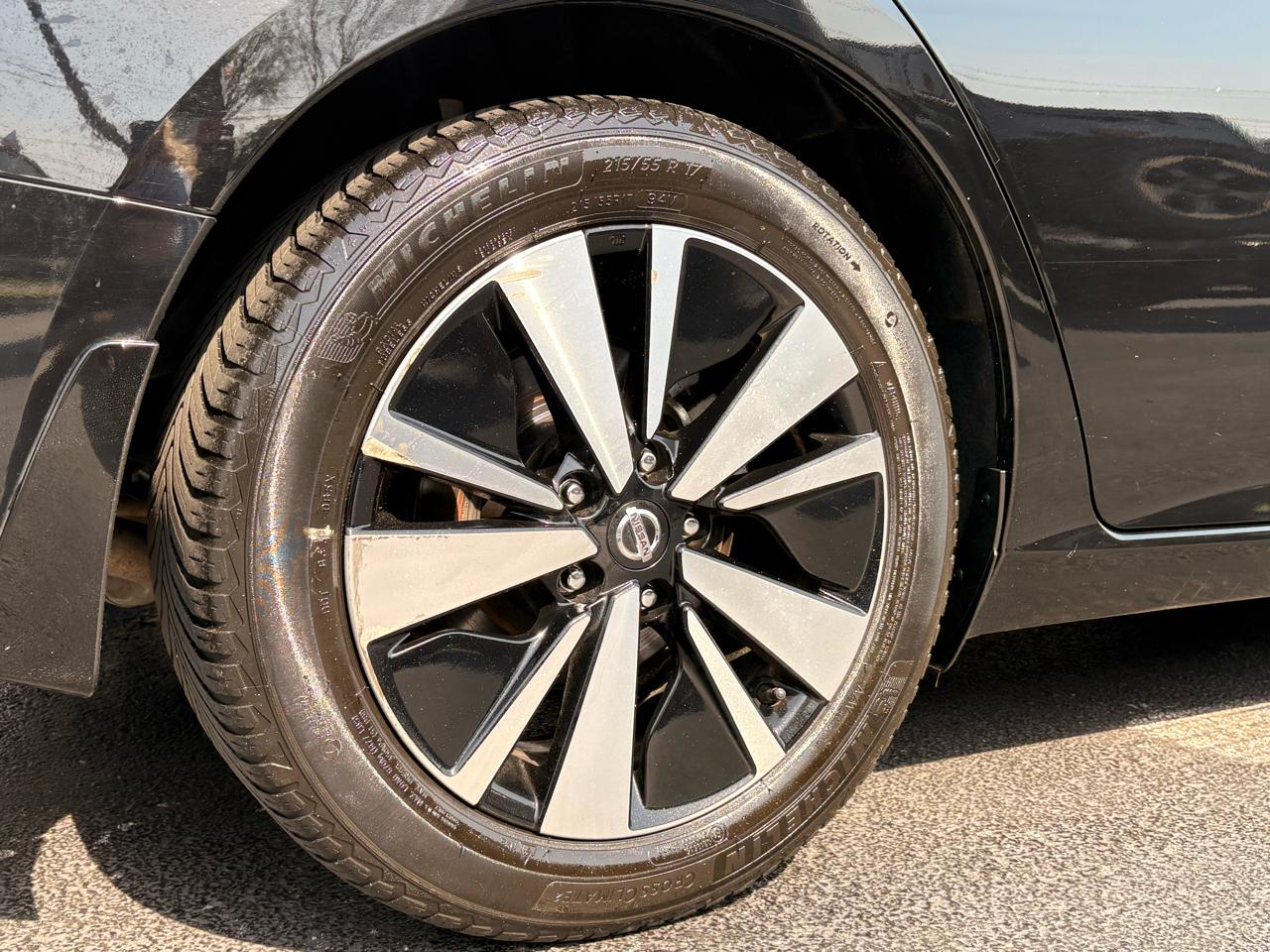 Nissan Altima 2.5 SV Sedan 2021