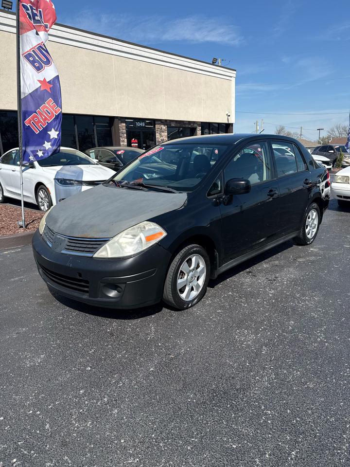 Nissan Versa 4dr Sdn I4 Auto 1.8 SL 2009