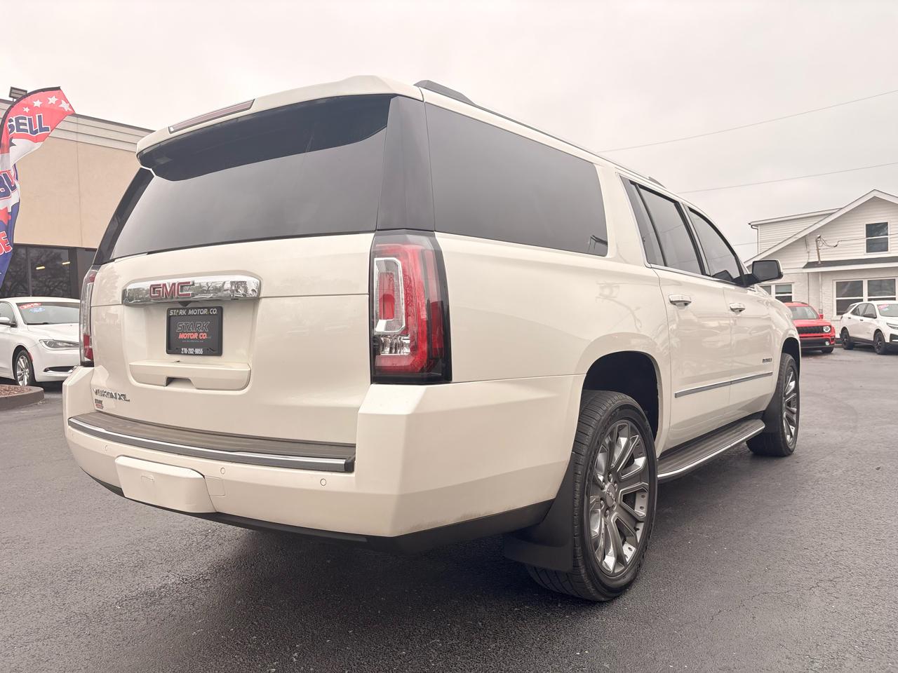 GMC Yukon XL 4WD 4dr Denali 2015