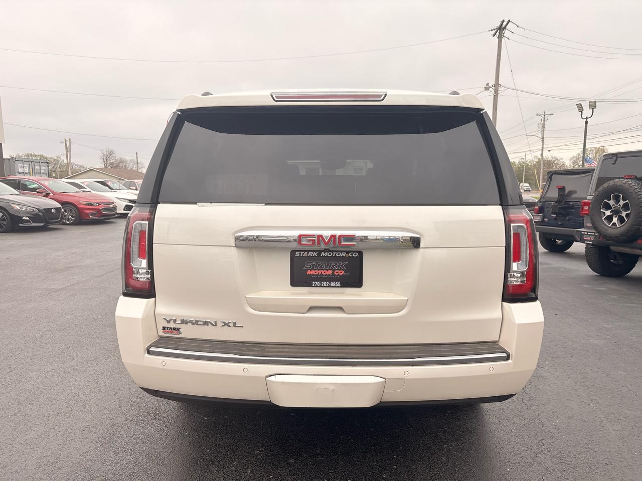 GMC Yukon XL 4WD 4dr Denali 2015