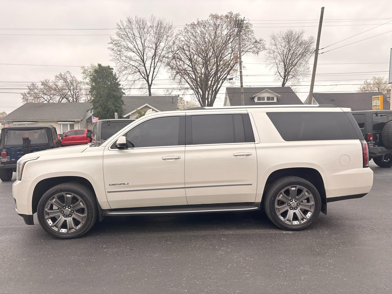 GMC Yukon XL 4WD 4dr Denali 2015