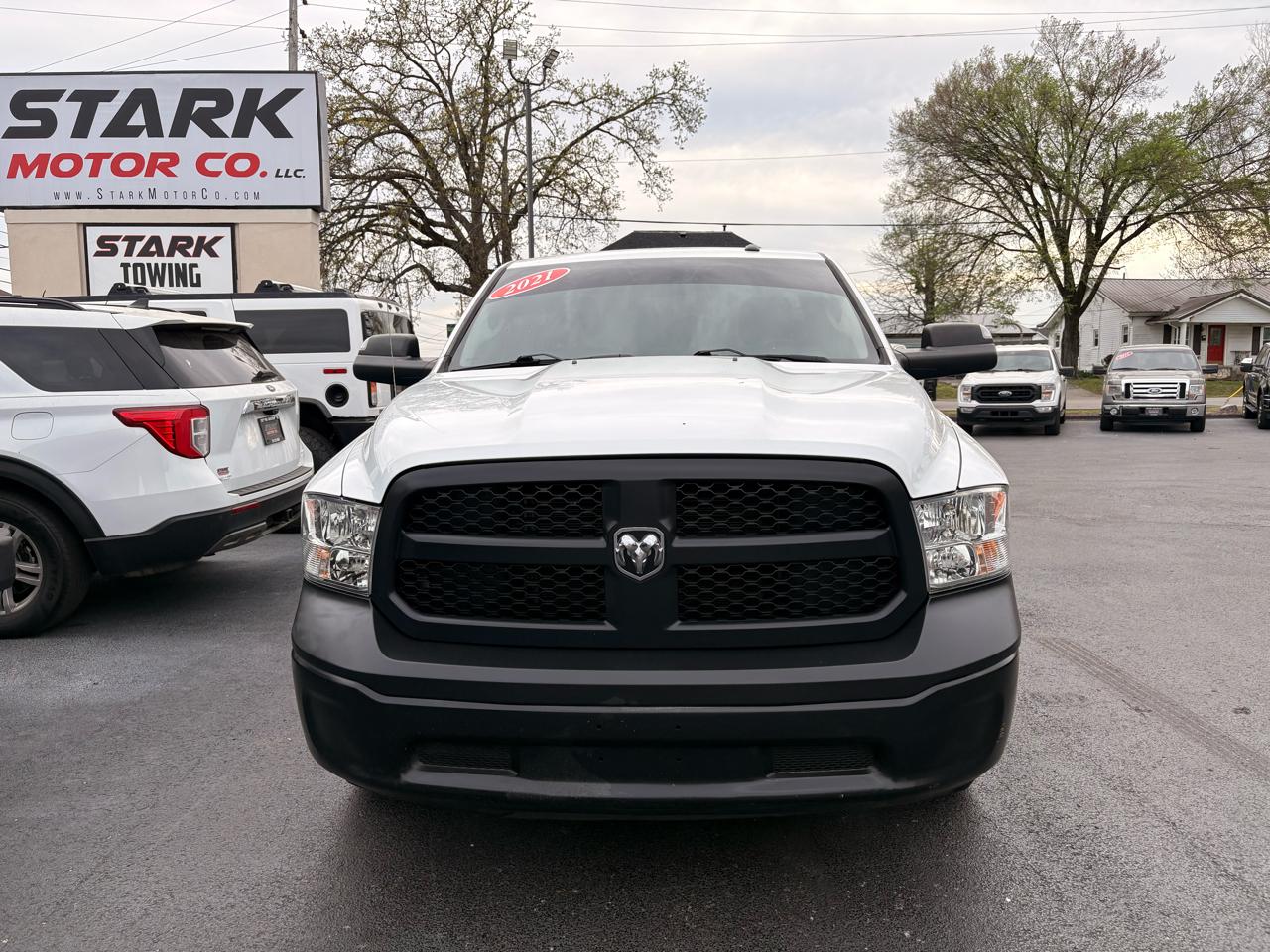 RAM 1500 Classic Tradesman 4x2 Reg Cab 8' Box 2021