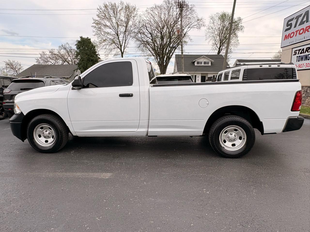 RAM 1500 Classic Tradesman 4x2 Reg Cab 8' Box 2021