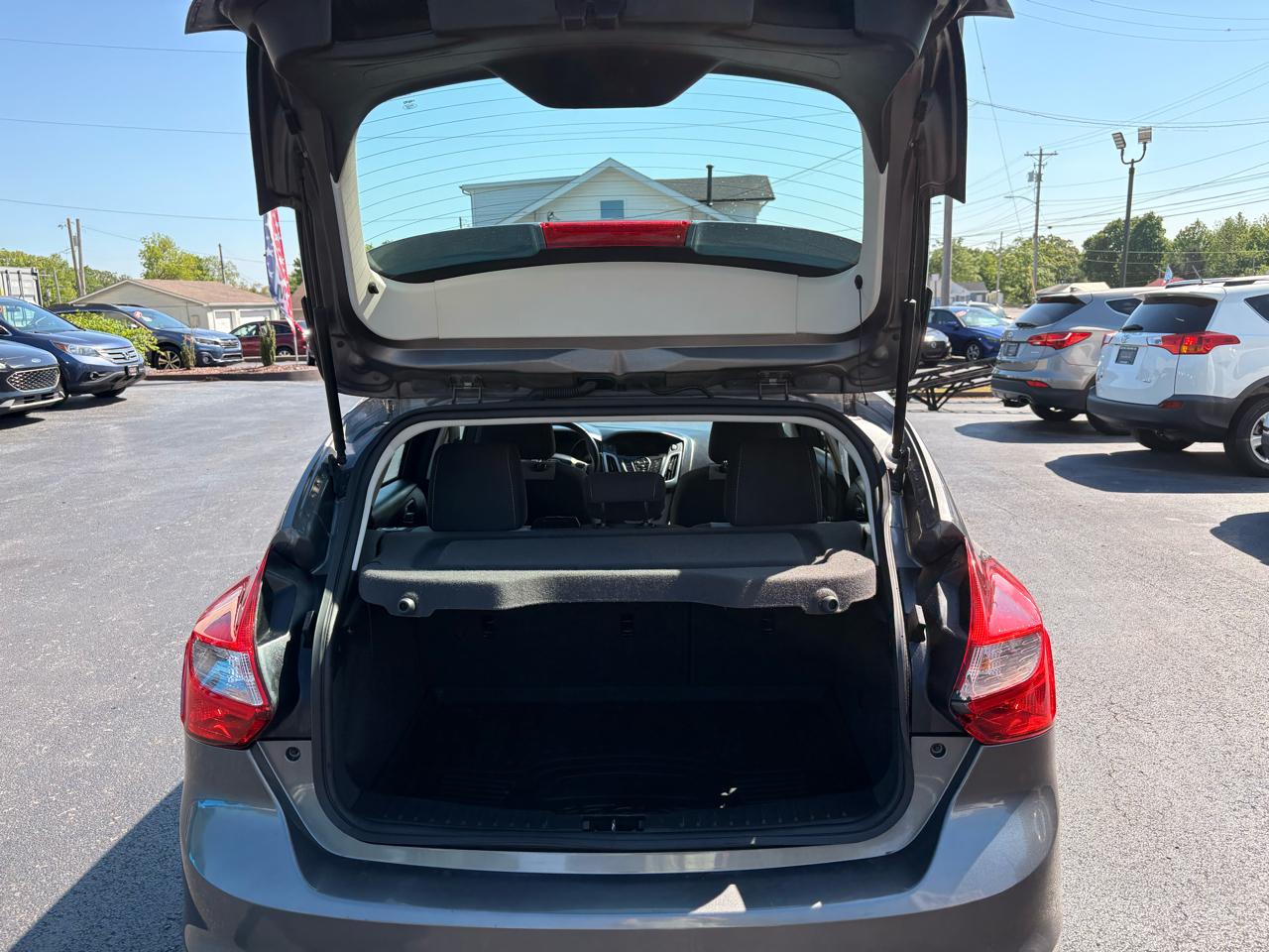 Ford Focus 5dr HB SE 2012