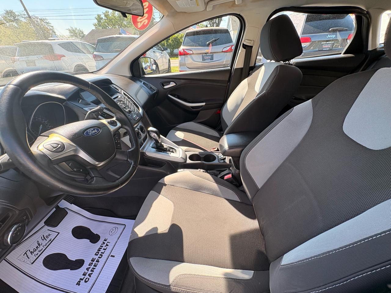 Ford Focus 5dr HB SE 2012