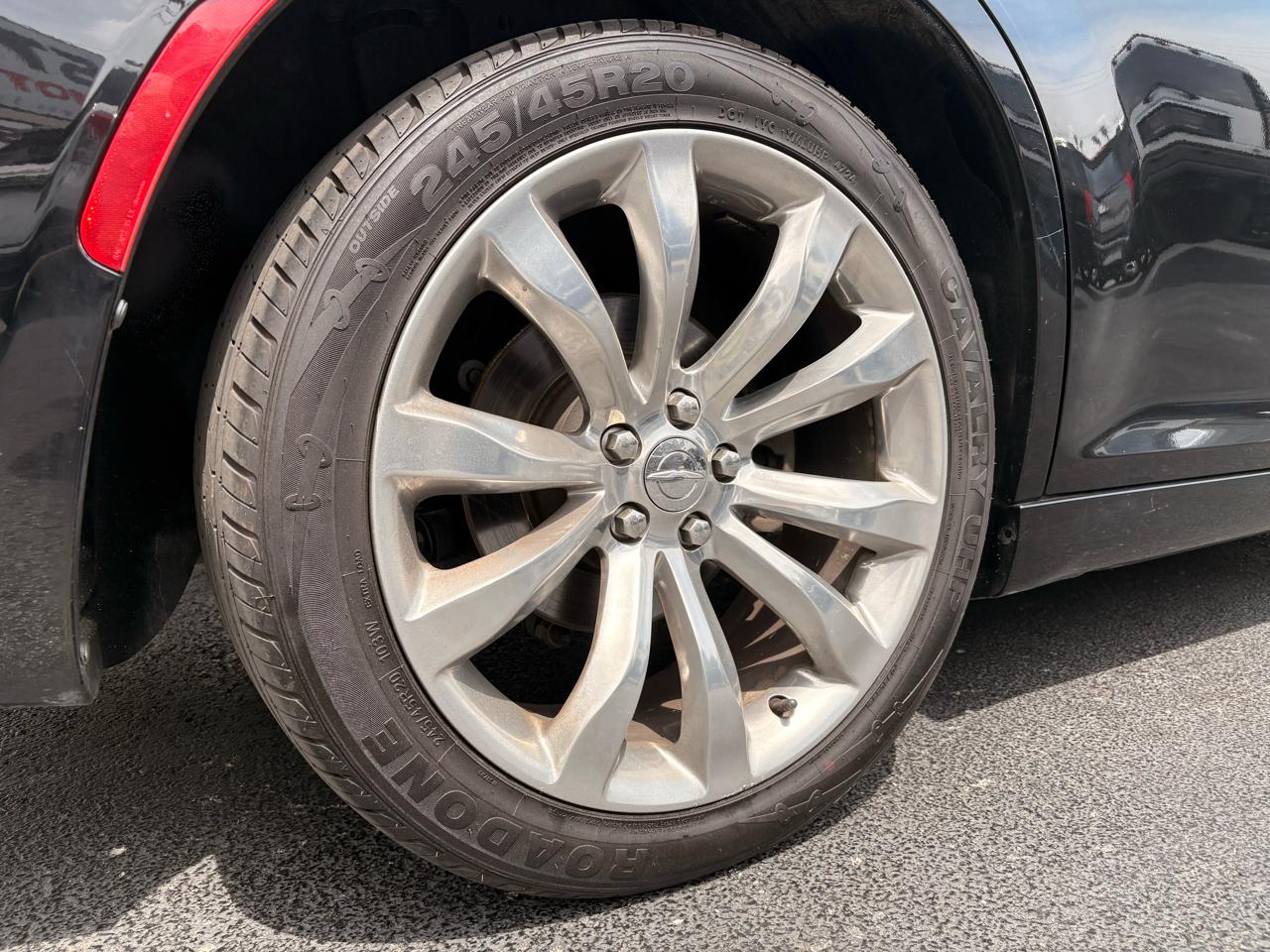 Chrysler 300 Limited RWD 2017