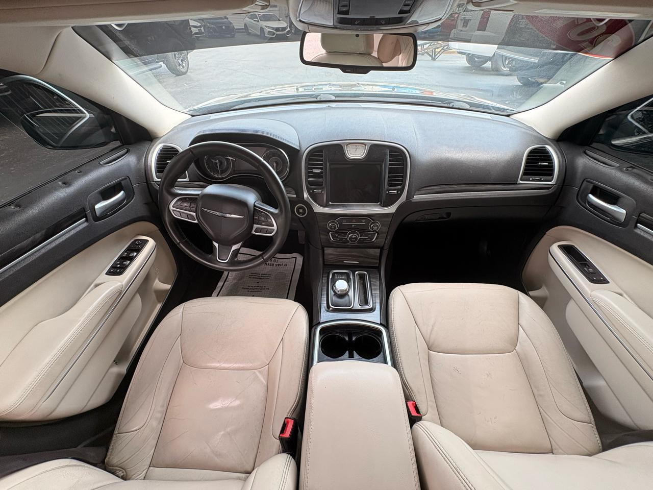 Chrysler 300 Limited RWD 2017