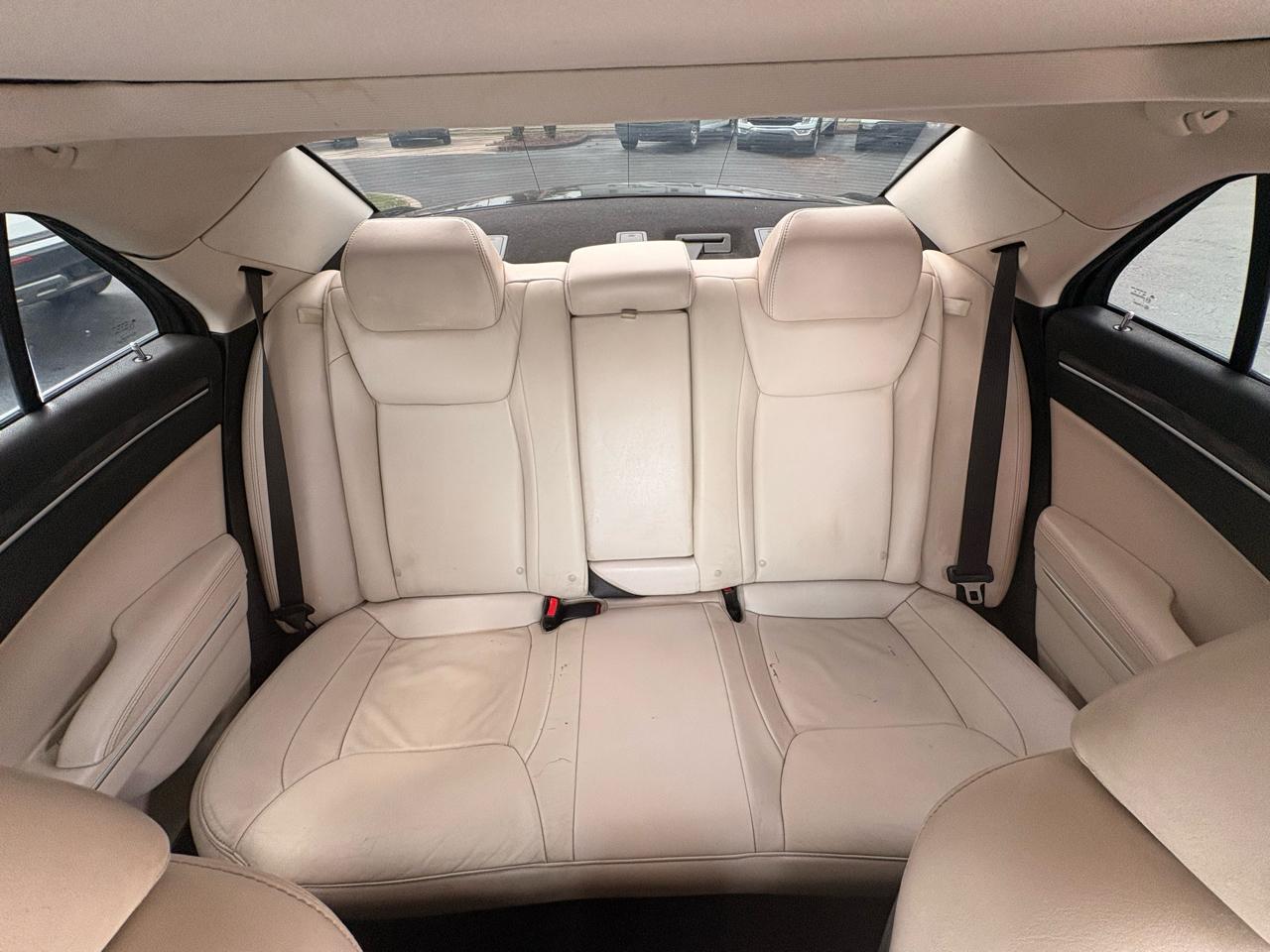 Chrysler 300 Limited RWD 2017