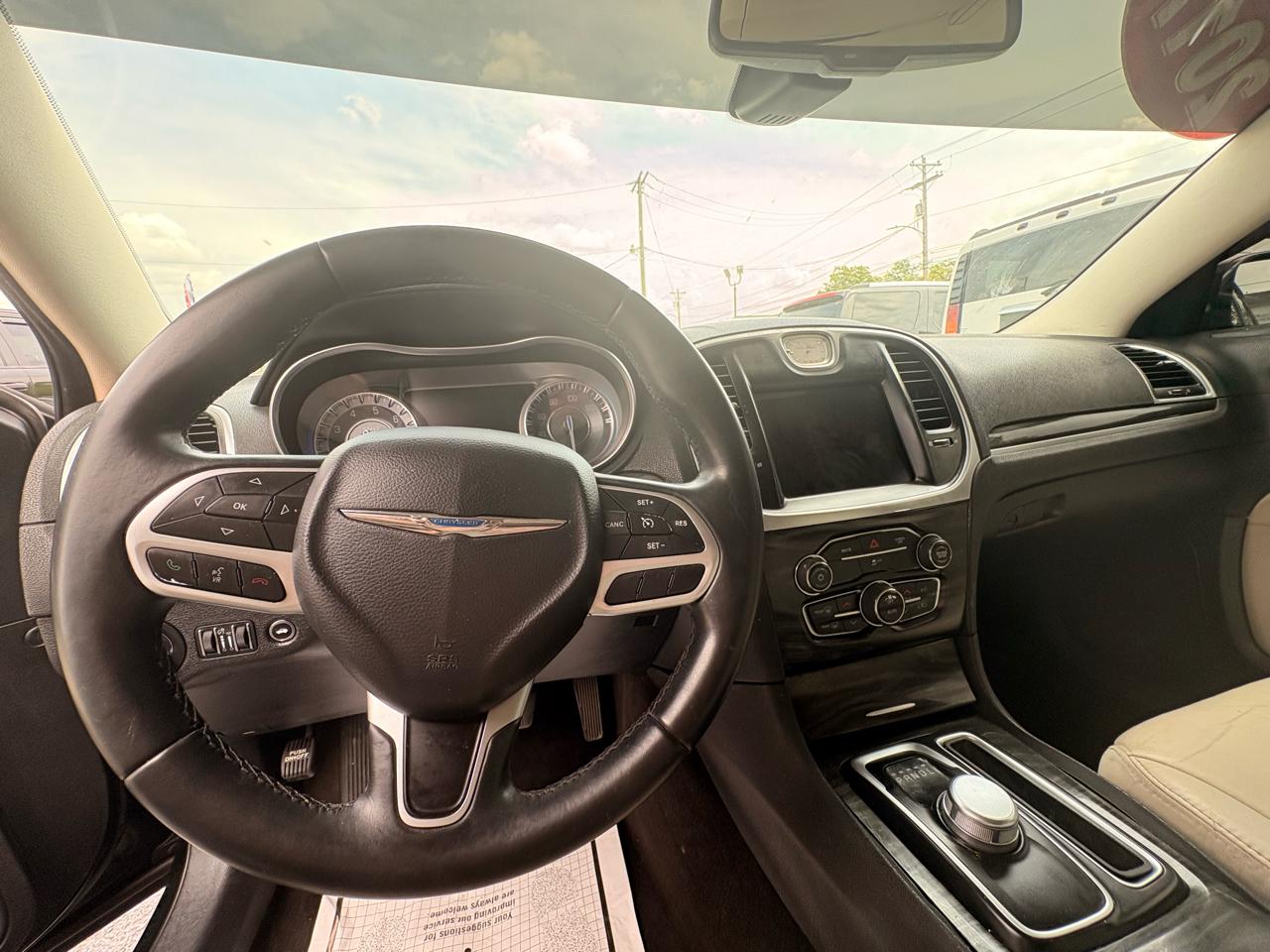 Chrysler 300 Limited RWD 2017