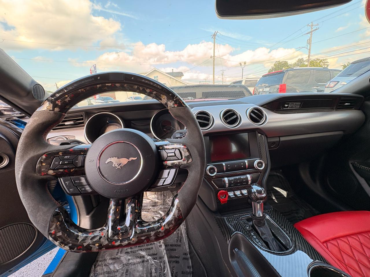 Ford Mustang EcoBoost Fastback 2020