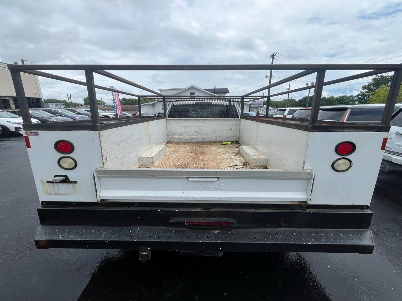 RAM 3500 Chassis Cab Tradesman 2WD Reg Cab 84" CA 167.5" WB 2017