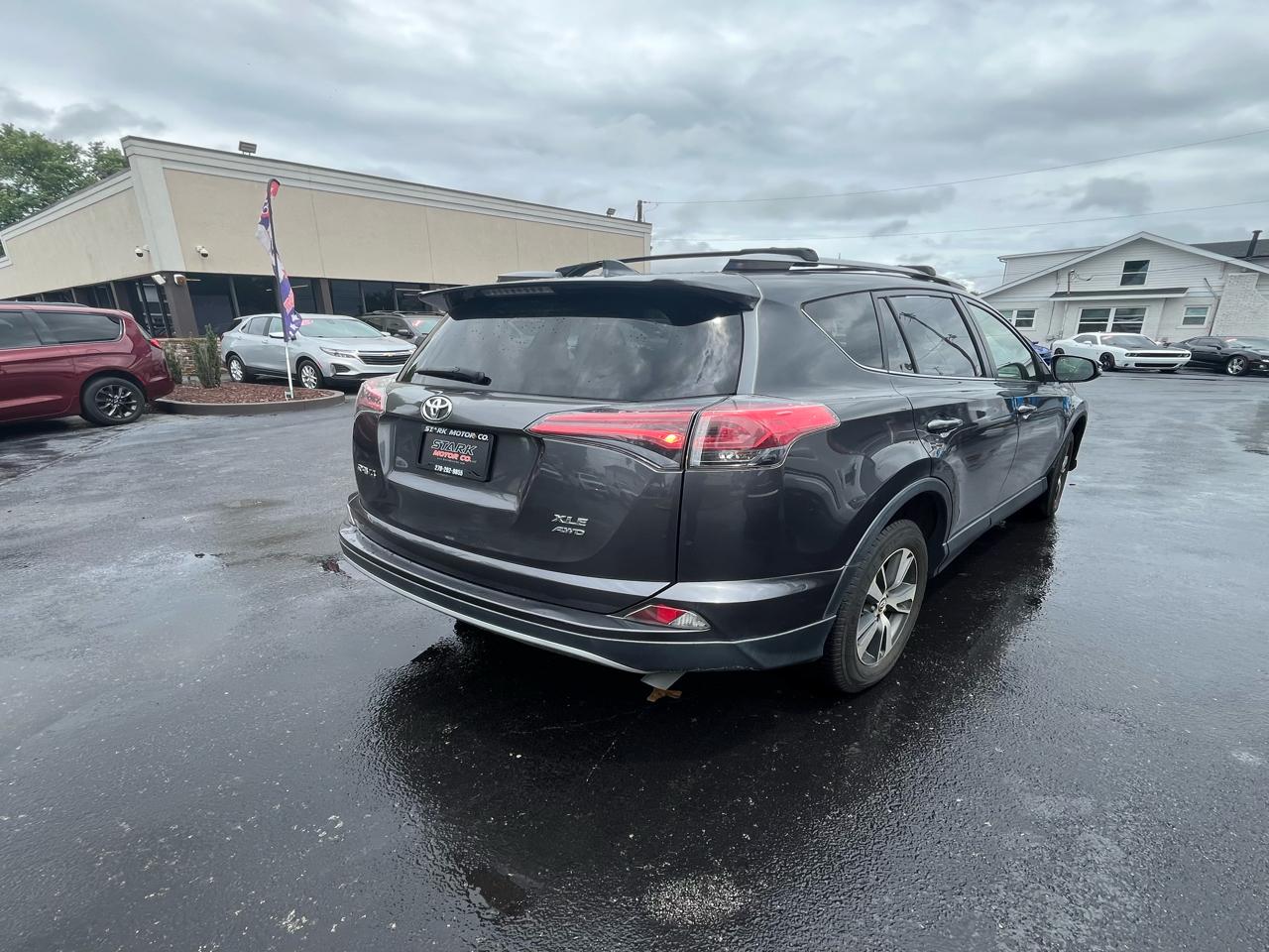 Toyota RAV4 Adventure AWD (Natl) 2018
