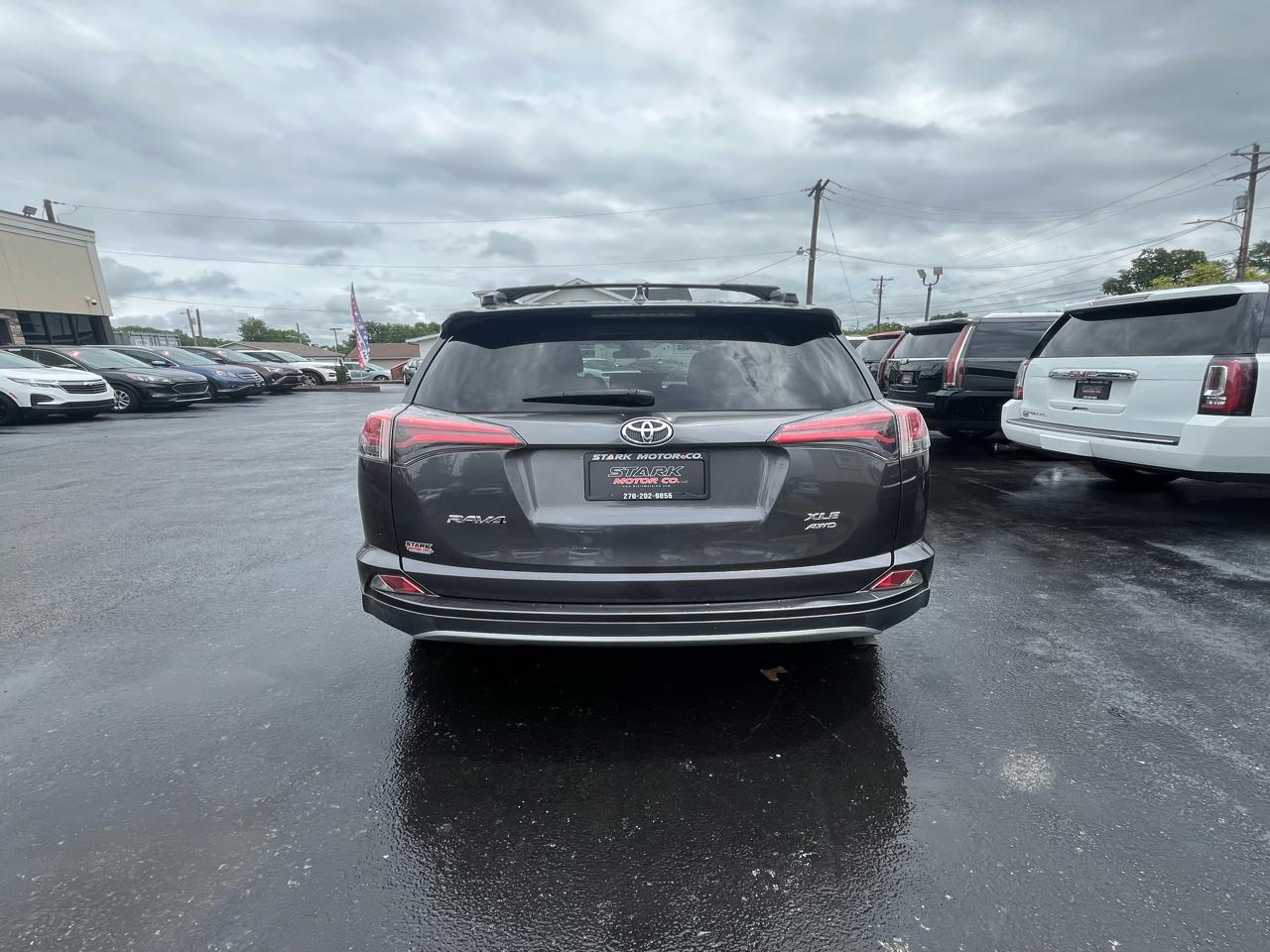Toyota RAV4 Adventure AWD (Natl) 2018