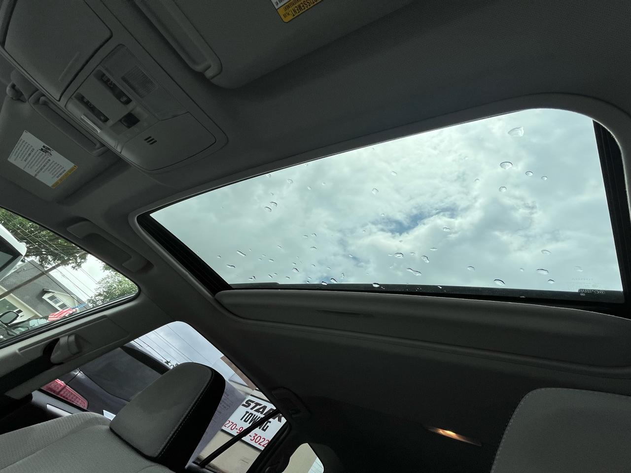 Toyota RAV4 Adventure AWD (Natl) 2018