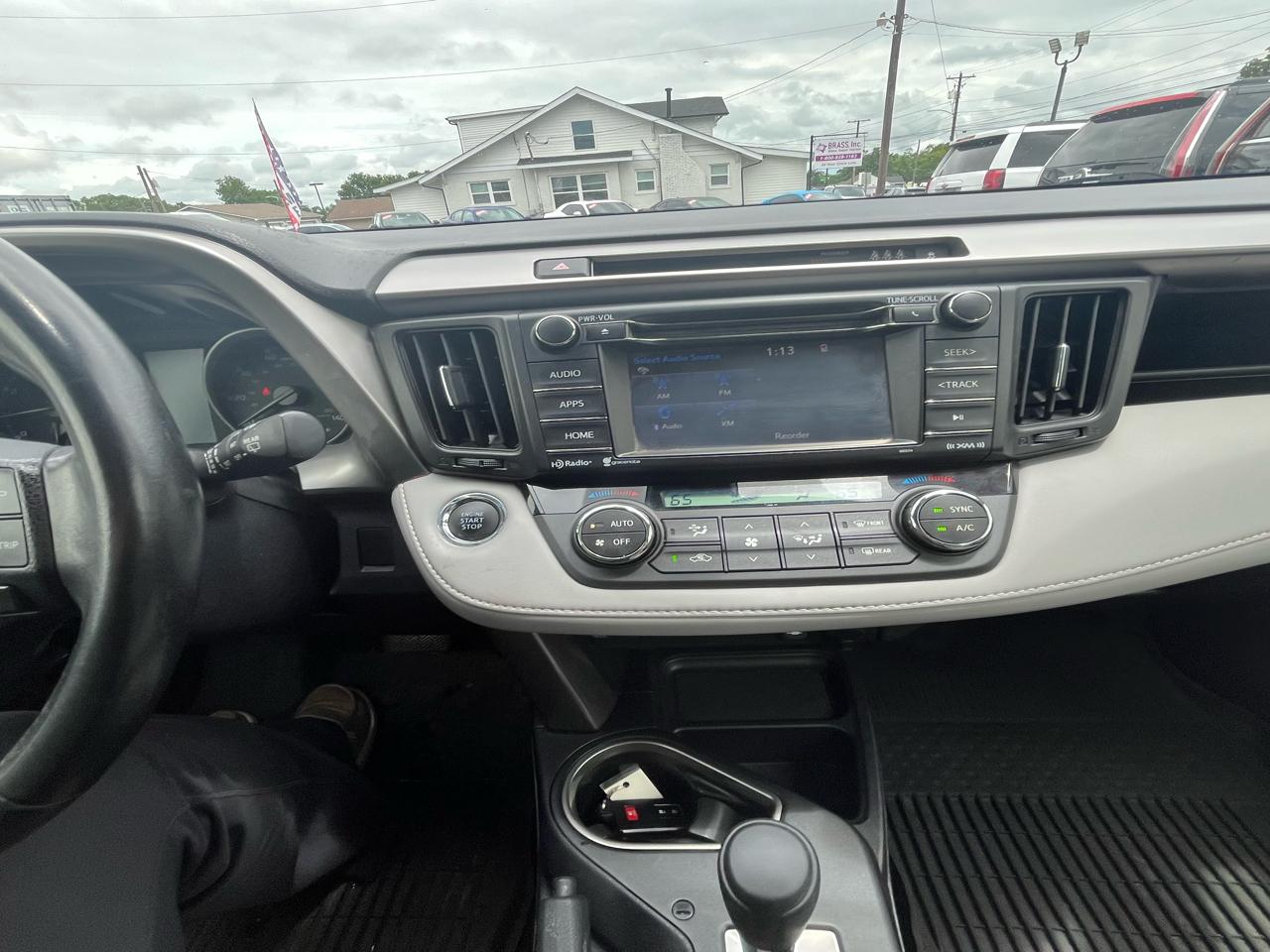 Toyota RAV4 Adventure AWD (Natl) 2018