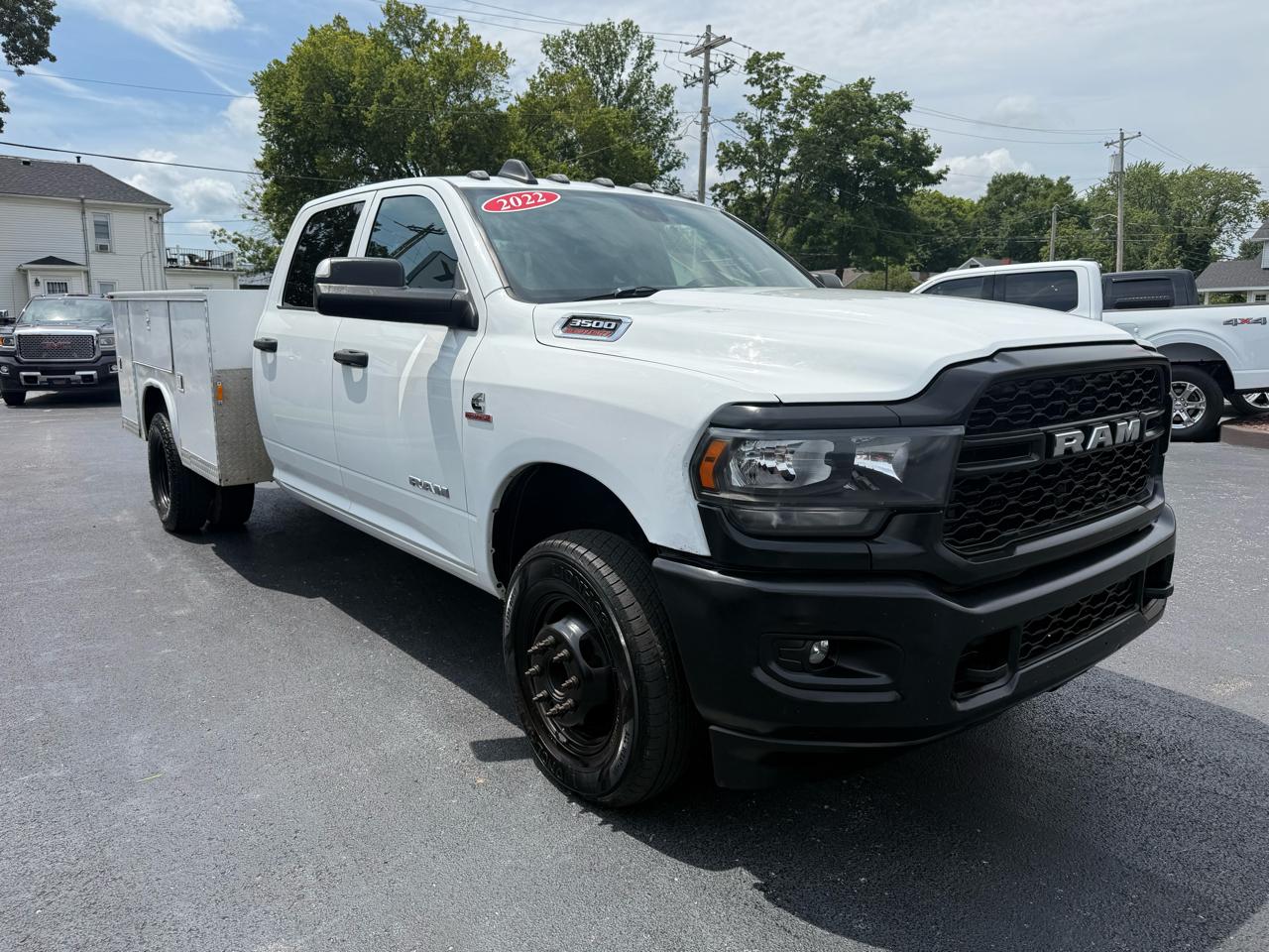 RAM 3500 Chassis Cab Tradesman 2WD Crew Cab 60" CA 172.4" WB 2022