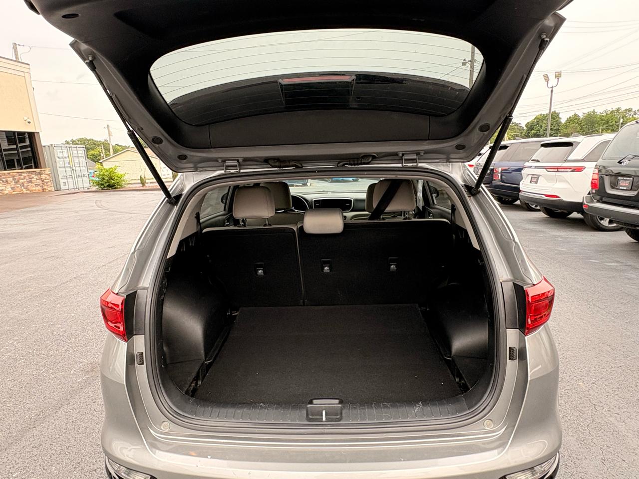 2020 Kia Sportage LX - Photo 8