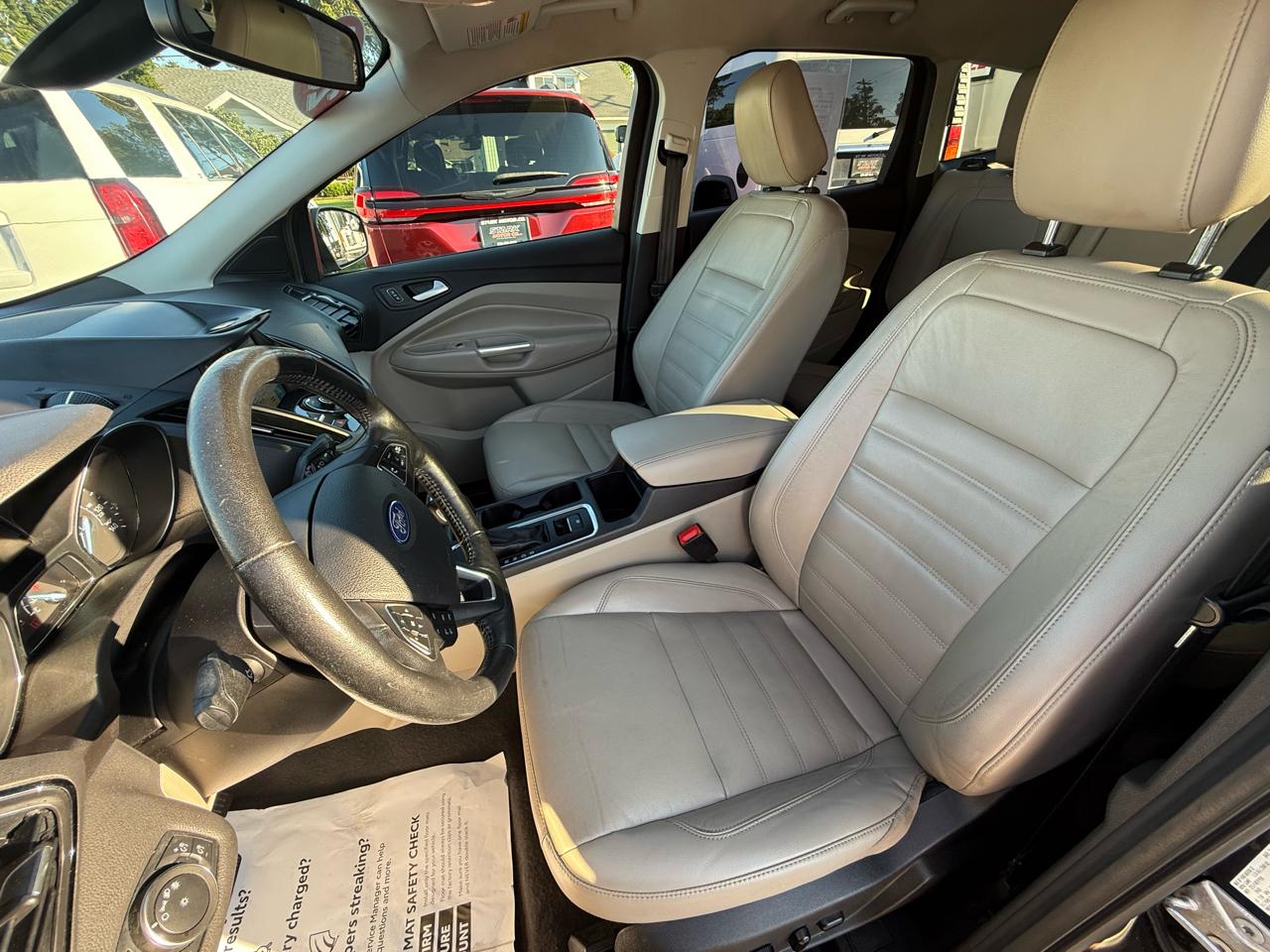 Ford Escape Titanium 4WD 2019