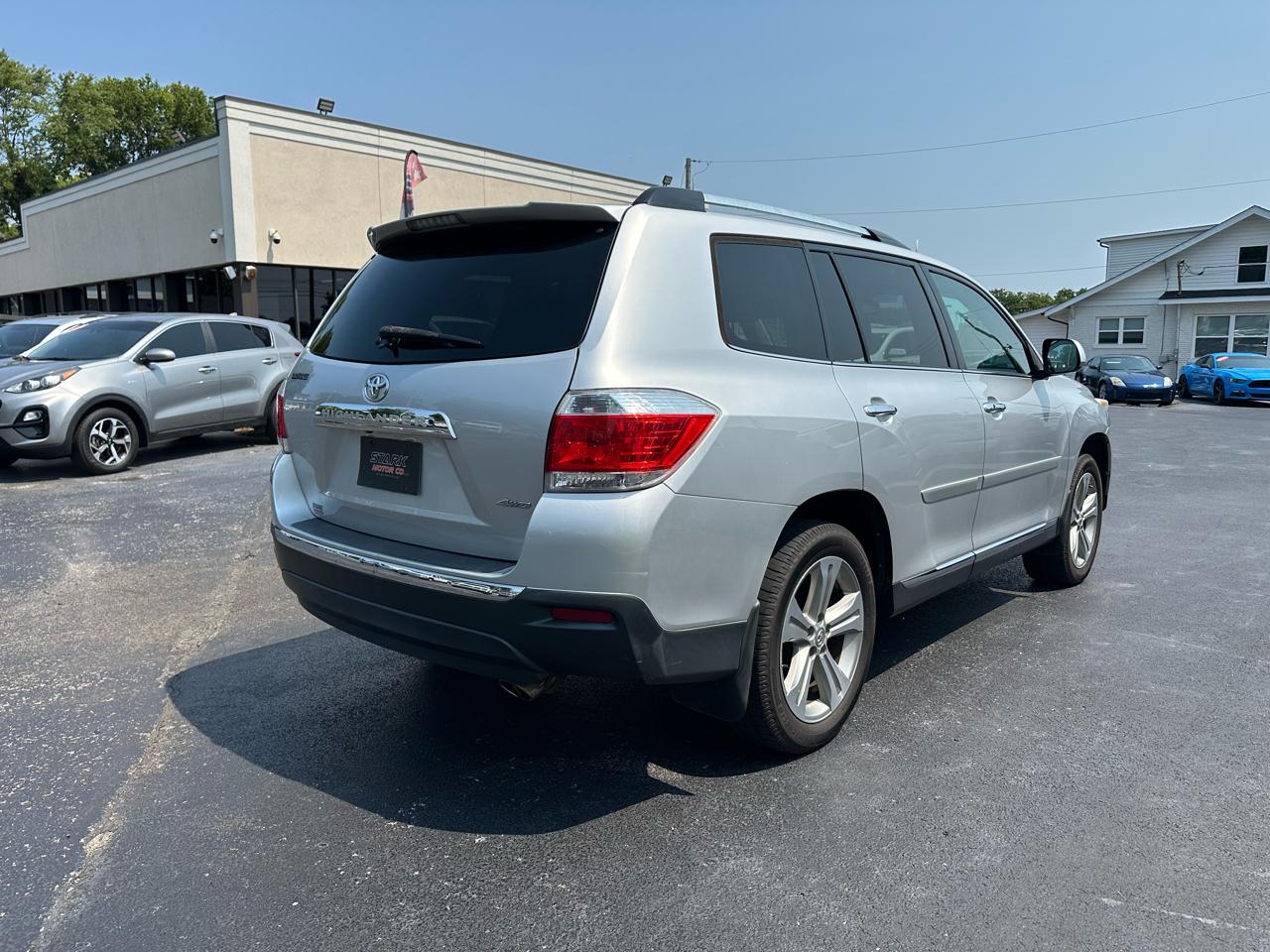 Toyota Highlander 4WD 4dr V6 Limited (Natl) 2012