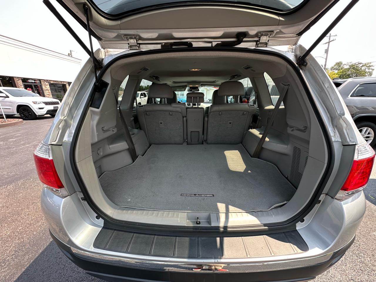 Toyota Highlander 4WD 4dr V6 Limited (Natl) 2012