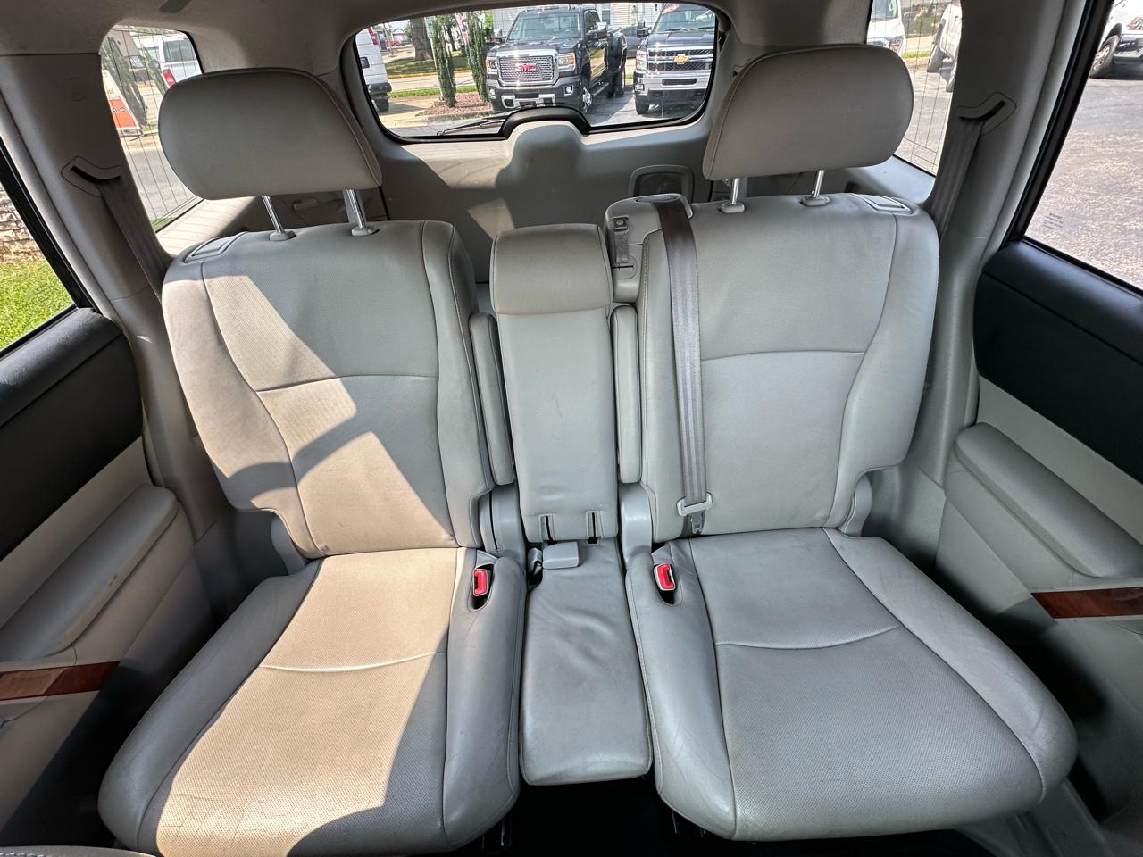 Toyota Highlander 4WD 4dr V6 Limited (Natl) 2012