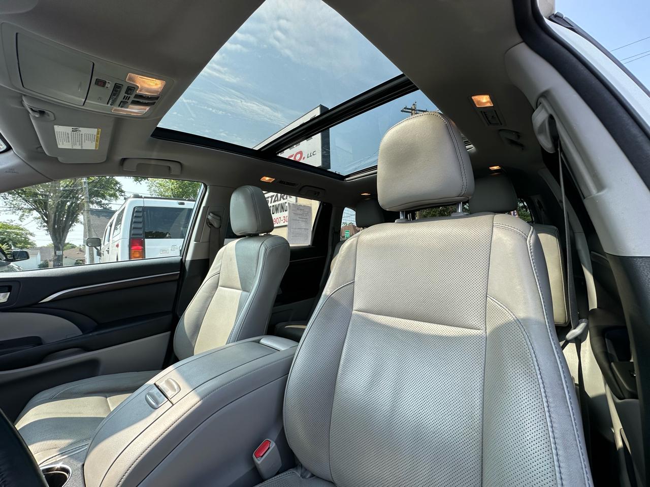 Toyota Highlander AWD 4dr V6 Limited (Natl) 2016