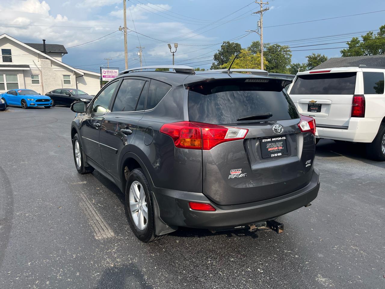 Toyota RAV4 AWD 4dr XLE (Natl) 2014