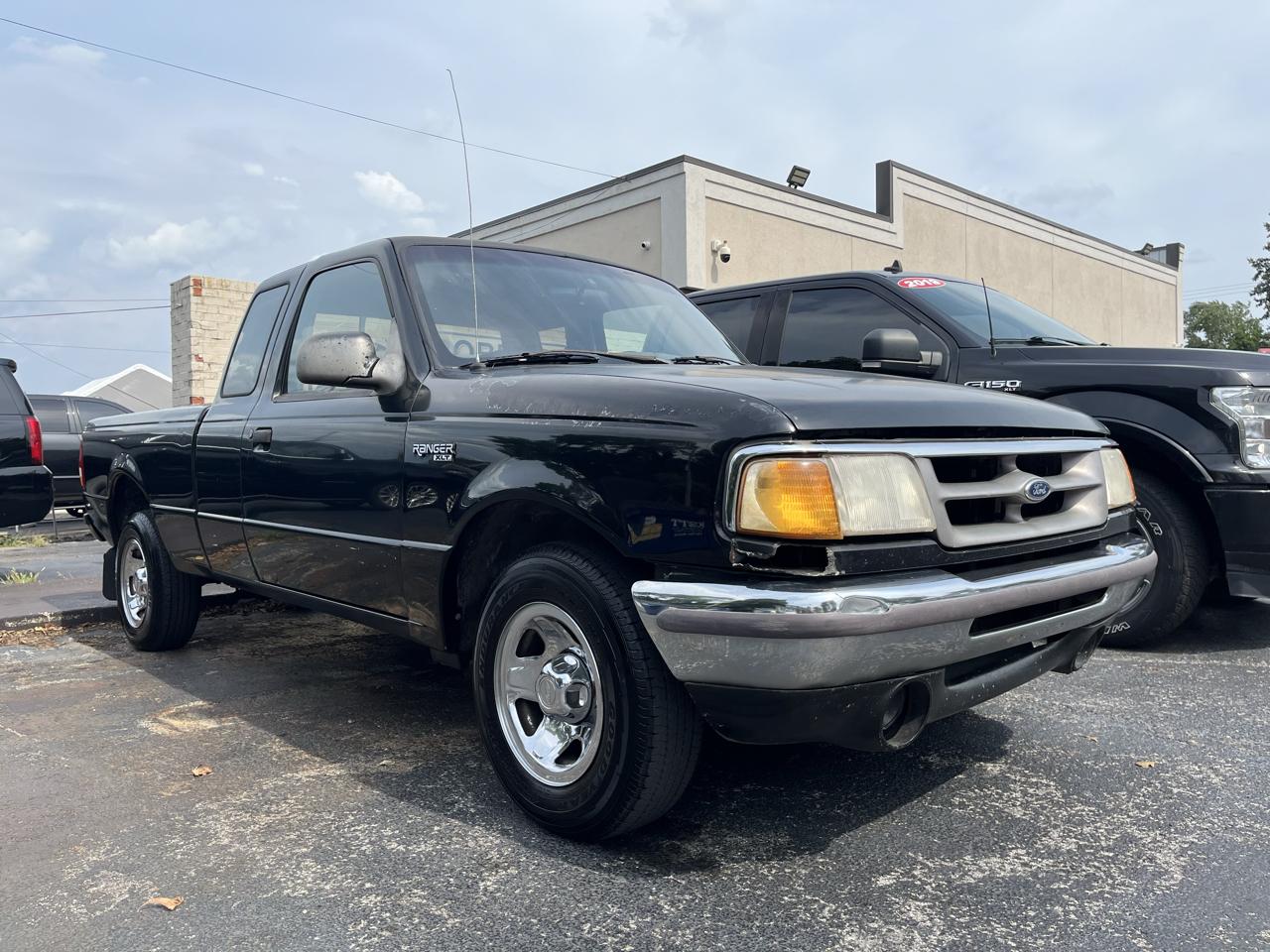 Ford Ranger Supercab 125.4" WB XLT 1997