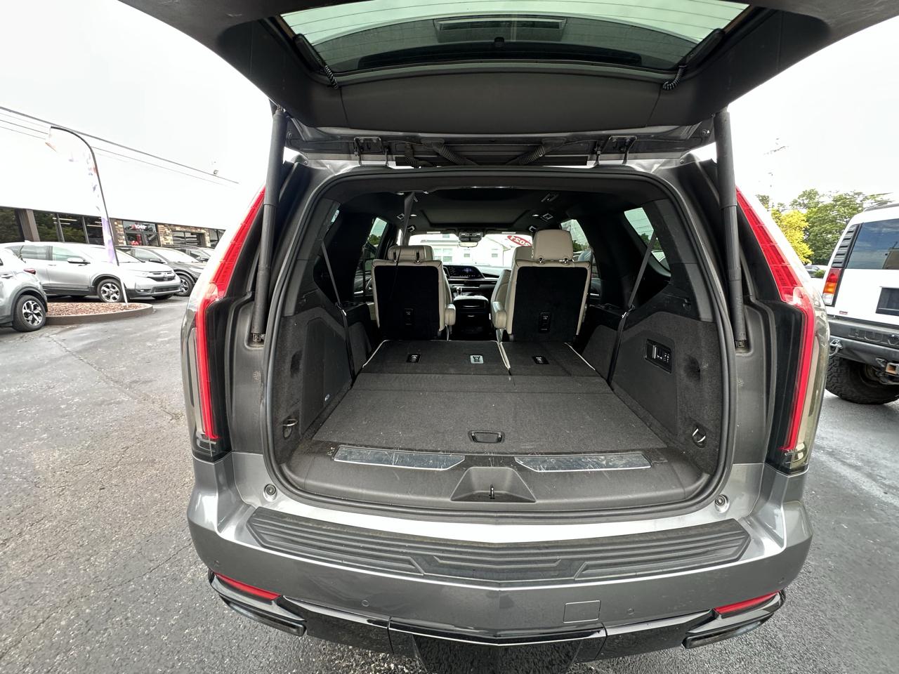 Cadillac Escalade 4WD 4dr Sport 2021