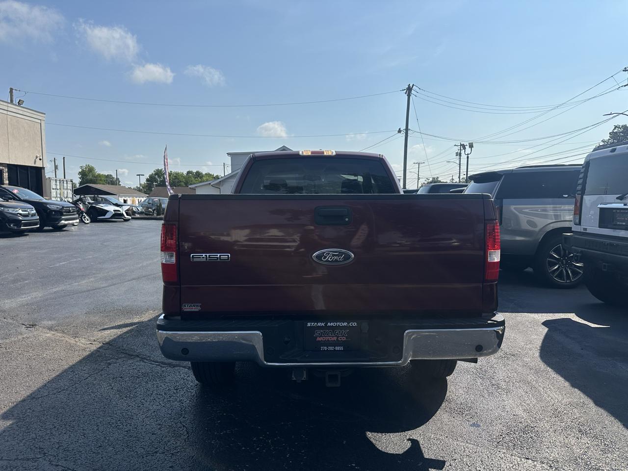 Ford F-150 Supercab 133" XLT 4WD 2005