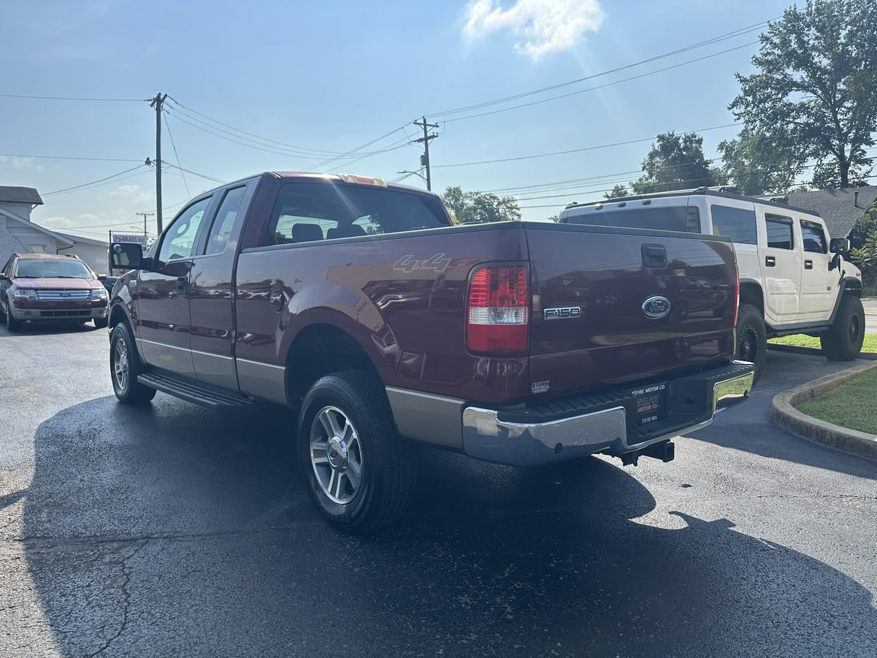 Ford F-150 Supercab 133" XLT 4WD 2005