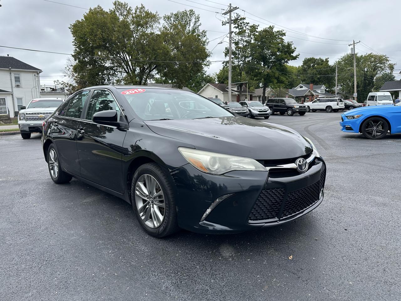 Toyota Camry 4dr Sdn I4 Auto XLE (Natl) 2015