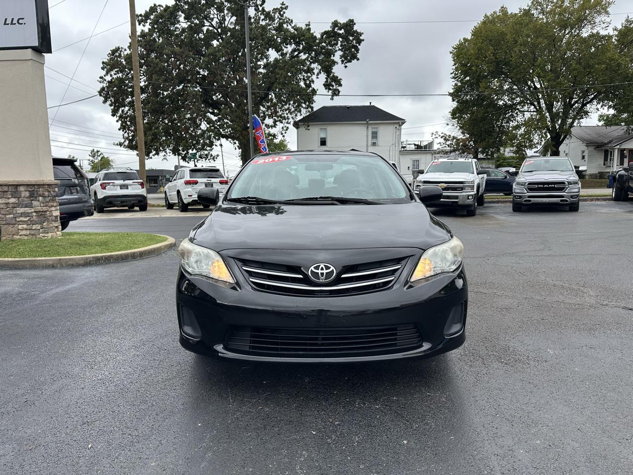 Toyota Corolla 4dr Sdn CVT LE (Natl) 2013