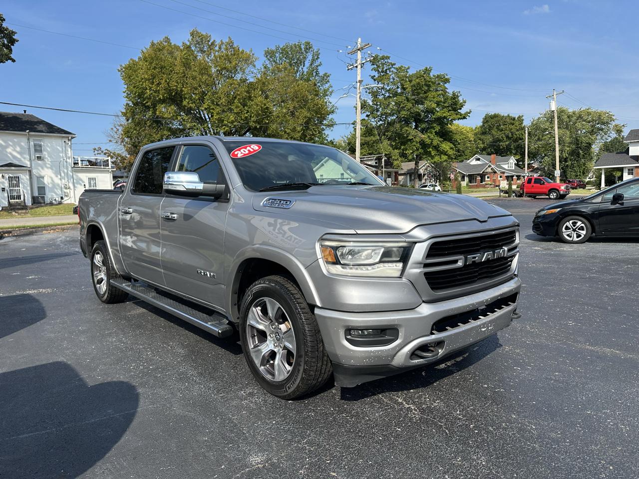 RAM 1500 Laramie 4x4 Crew Cab 5'7" Box 2019